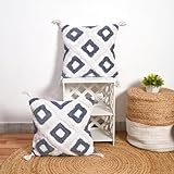 Photo Gallery decoravenue confezione da 2 federe decorative per cuscini lombari, rettangolari intrecciate a mano, per divano, letto, soggiorno, colore grigio, 45 x 45 cm, tcvns01 Photo Gallery decoravenue confezione da 2 federe decorative per cuscini lombari, rettangolari intrecciate a mano, per divano, letto, soggiorno, colore grigio, 45 x 45 cm, tcvns01