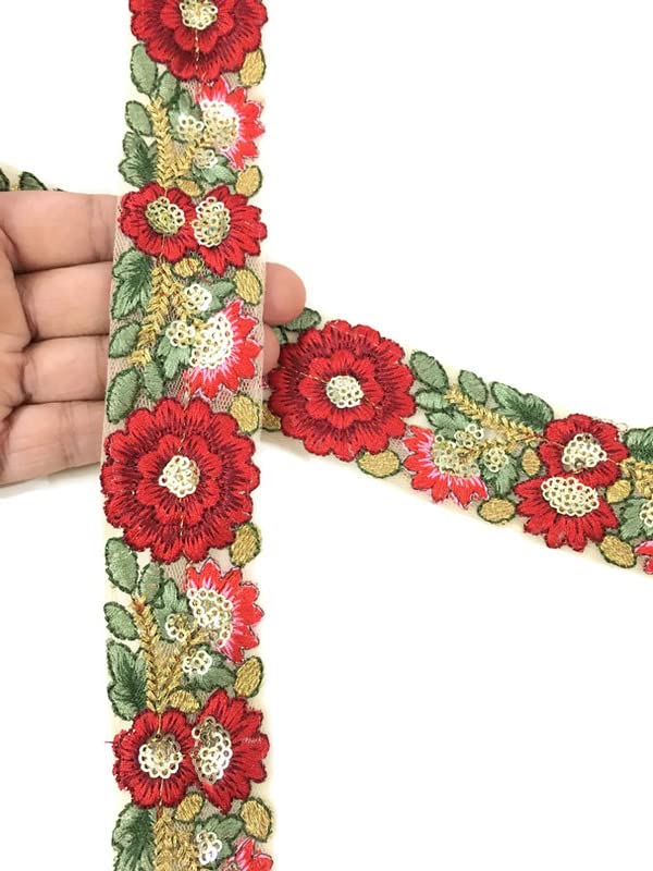 czerwona koronka i materiały obramowania kwiatowy kwiat cekiny sekwencja haftowany haft złota bluzka Dupatta Lehenga Sari Sari bluzka sukienka suknia dekoracja 9 metrów