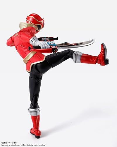 Miniatura 9 de BANDAI NAMCO Entertainment S.H. Figuarts (Shinkocchou Seihou) Pirata Sentai Gokai Rojo, Aprox. 5.7 pulgadas (5.709 in), PVC y ABS Figura de acción