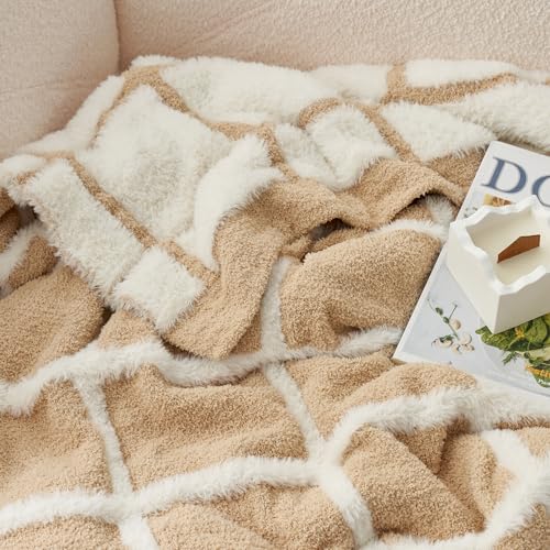 Amélie Home Cable Knit Throw Blanket for Couch, Bicolour Super Soft Fuzzy Blanket for Sofa, Luxury Cozy Fluffy Throw for Room Decor, 50" x 60", Plaid Beige image 6