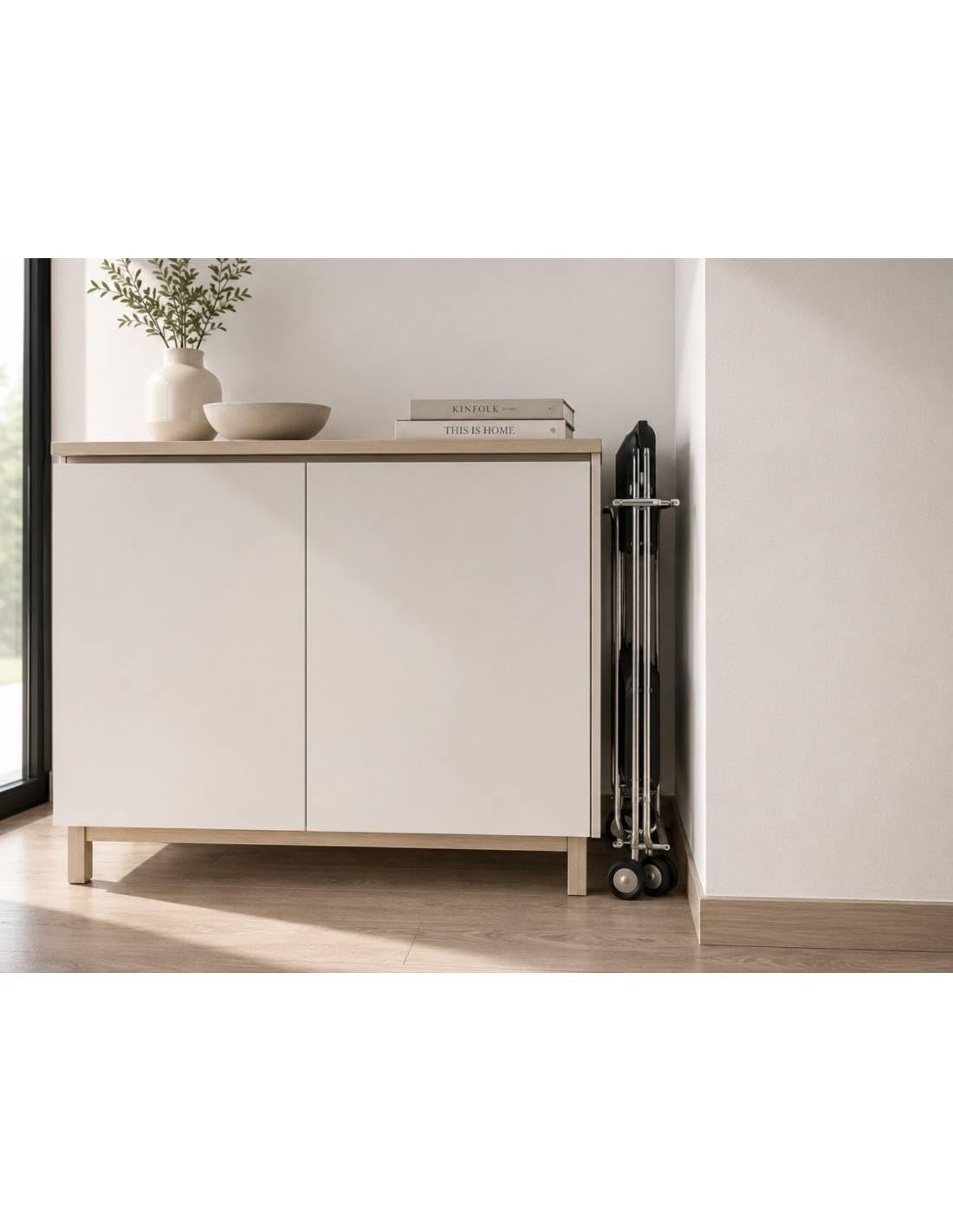 Mesa plegable con ruedas, chasis cromado.