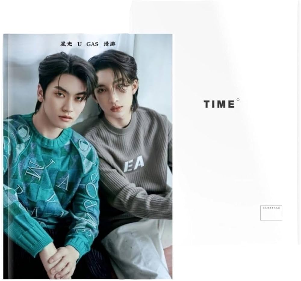 Amazon.co.jp: Boss Noeul ボス ノウル 写真集 60P 画集 恋の予感 The