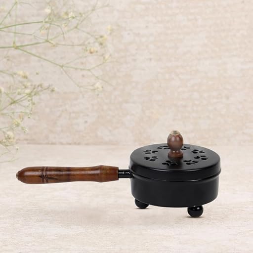 Quemador de Incienso de Carbón de Hierro, Quemador de Loban con Tapa de Corte Láser y Mango de Madera, Quemador de Dhoop Dhuni Sambrani Dhoop Negro, Resina y Templo de Oración para el Hogar y la | Ya disponible en tu tienda friki favorita! En mundofriki.es! Quemador de Incienso de Carbón de Hierro, Quemador de Loban con Tapa de Corte Láser y Mango de Madera, Quemador de Dhoop Dhuni Sambrani Dhoop Negro, Resina y Templo de Oración para el Hogar y la | Ya disponible en tu tienda friki favorita! En mundofriki.es!