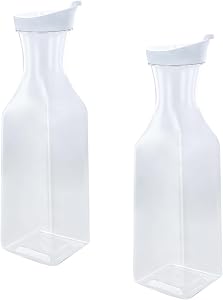 Ensemble de carafes à eau, 2 pièces, pichet à jus à base carrée avec couvercle à rabat, récipients à boissons transparents pour réfrigérateur, pichet en plastique à grande capacité pour eau froide, thé glacé, limonade (50 oz / 1,5L)