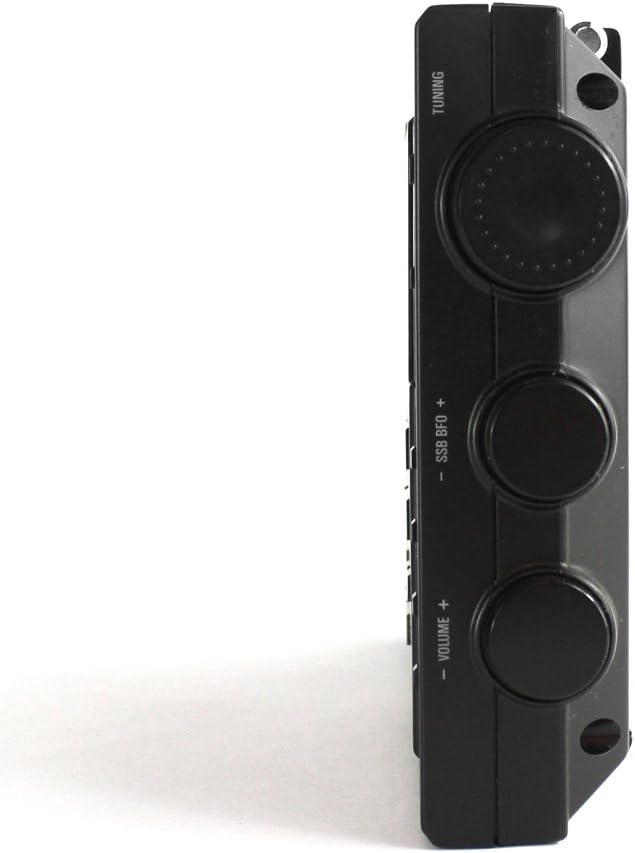 Nahoru view of Tecsun PL-600 radio showing tuning knob, SSB BFO knob, and volume knob