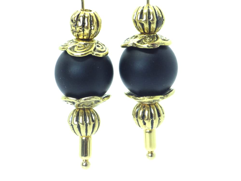 Conjunto para mujer con pulsera, collar y pendientes de piedras naturales y detalles de latón dorado