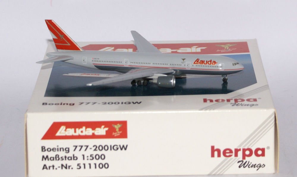 Amazon.com: HE511100 Herpa Lauda Air 777-200 1/500 : Arts, Crafts