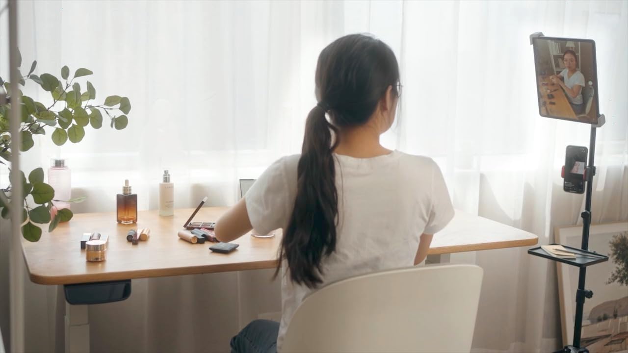 Mount Plus TB-F01 Gooseneck Floor Tripod Stand with Wheel for iPhone, iPad, iPad Pro and Other Tablets Size 9" to 15" with 360° Rotating