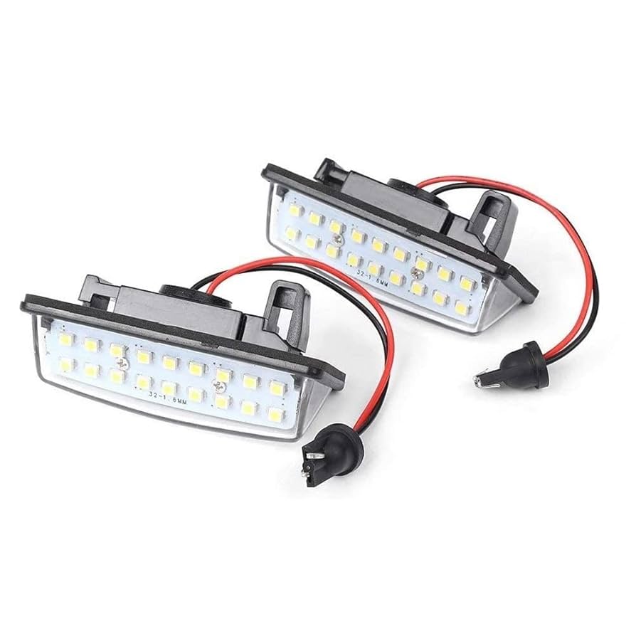 Amazon | 日産用 LEDライセンスランプ ナンバープレートライト