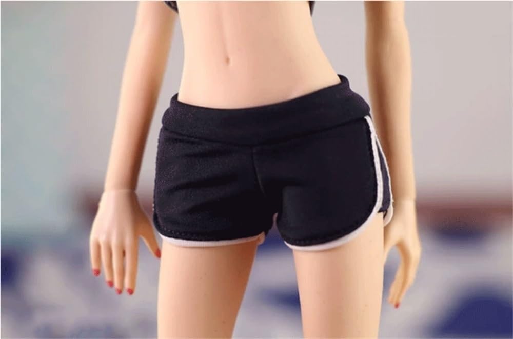 Short figurine 30 cm pour remplacer les habits d&eacute;chir&eacute;s
