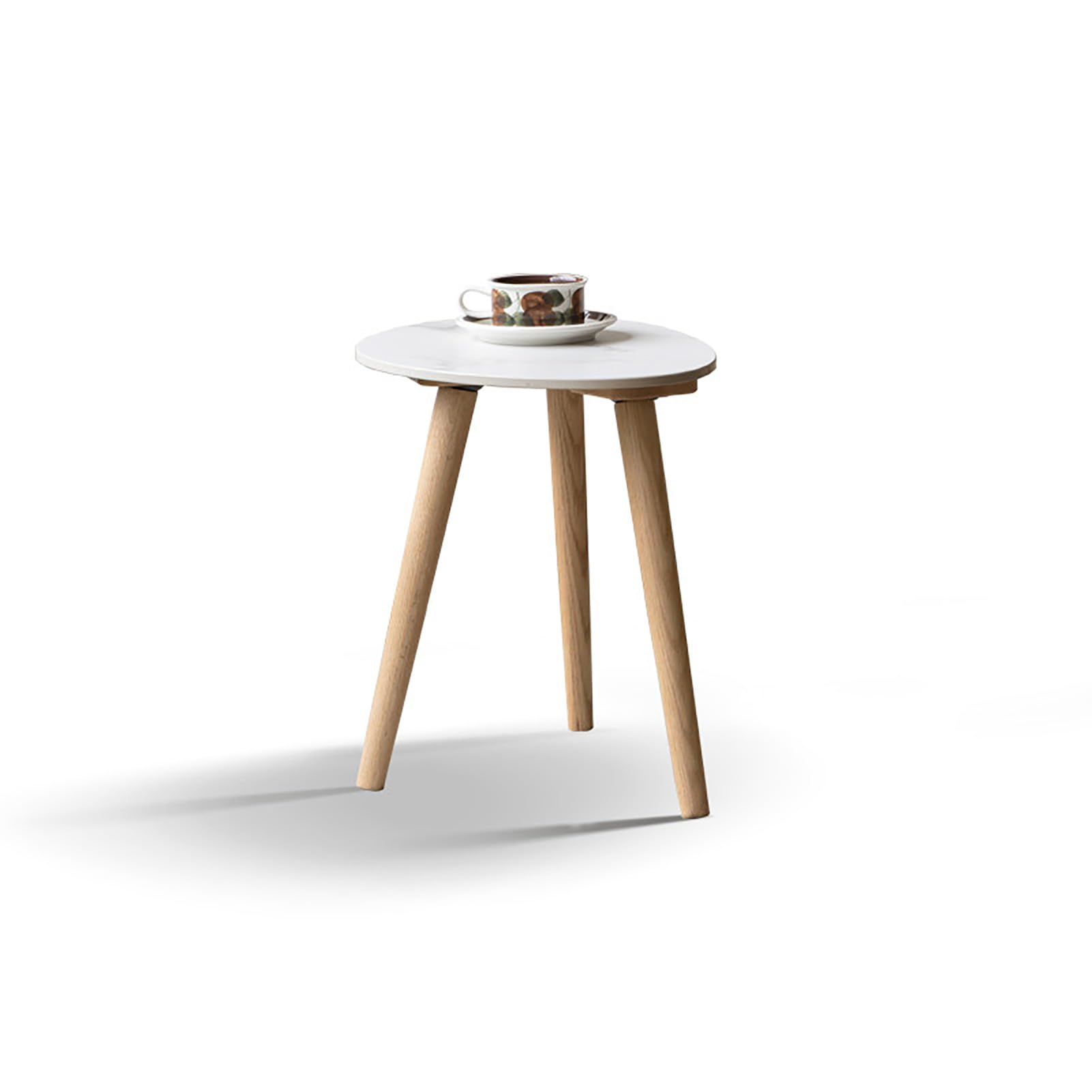 Table d'appoint triangulaire en bois massif contre l'encombrement des pièces
