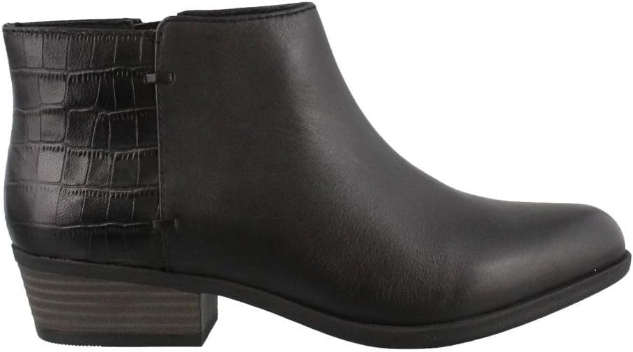 Clarks Women's Addiy Zora Ankle Bootie