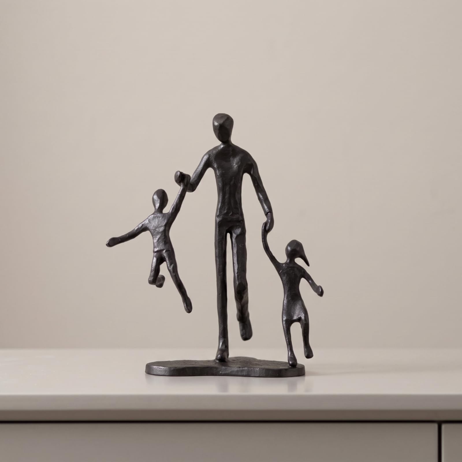 Escultura con Figuras Personajes