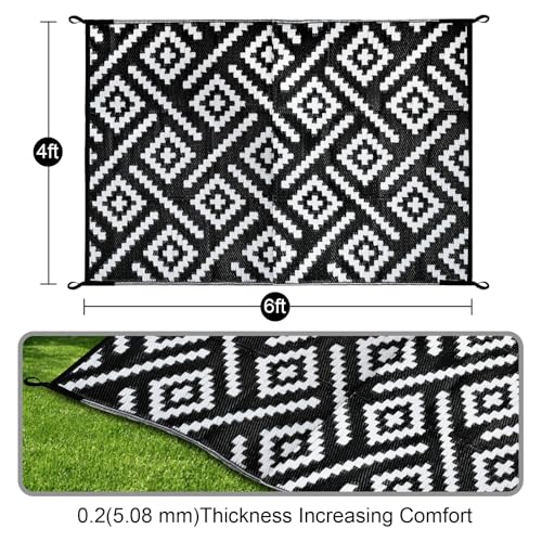 Image of Outdoor Reversible Rugs, Plastic Straw Area Mats, Modern Large Floor Rugs for RV, Patio, Backyard, Deck, Picnic, Beach, Trailer, Camping (Black & White, 4'x6')