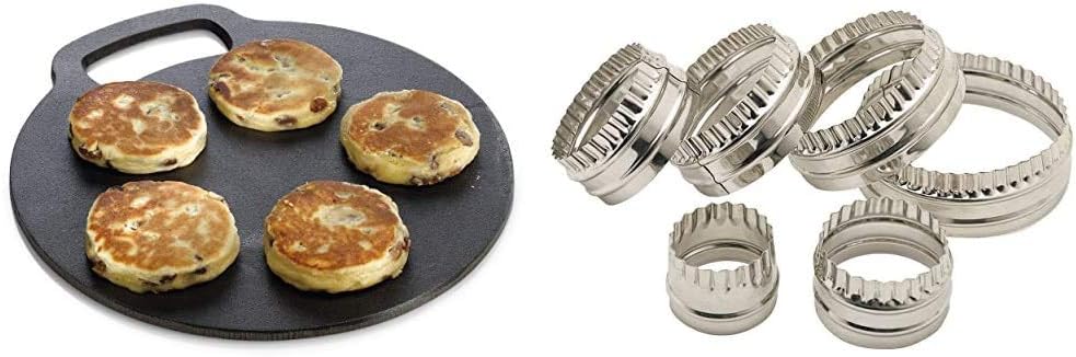 KitchenCraft Baking Stone with Non Stick Finish and Recipes in Gift Box, Round, Cast Iron, 27 cm & Double Sided Pastry Cutters Set with Fluted / Round Edges, Stainless Steel, 6 Pieces
