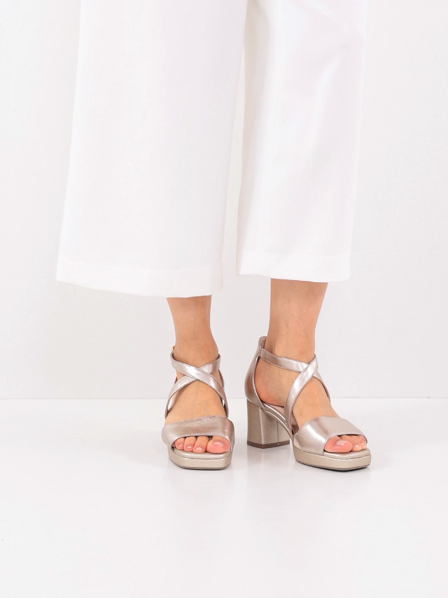 Goud EVA Dames sandalen Voetbed 35 kopen? | Tot 68% korting