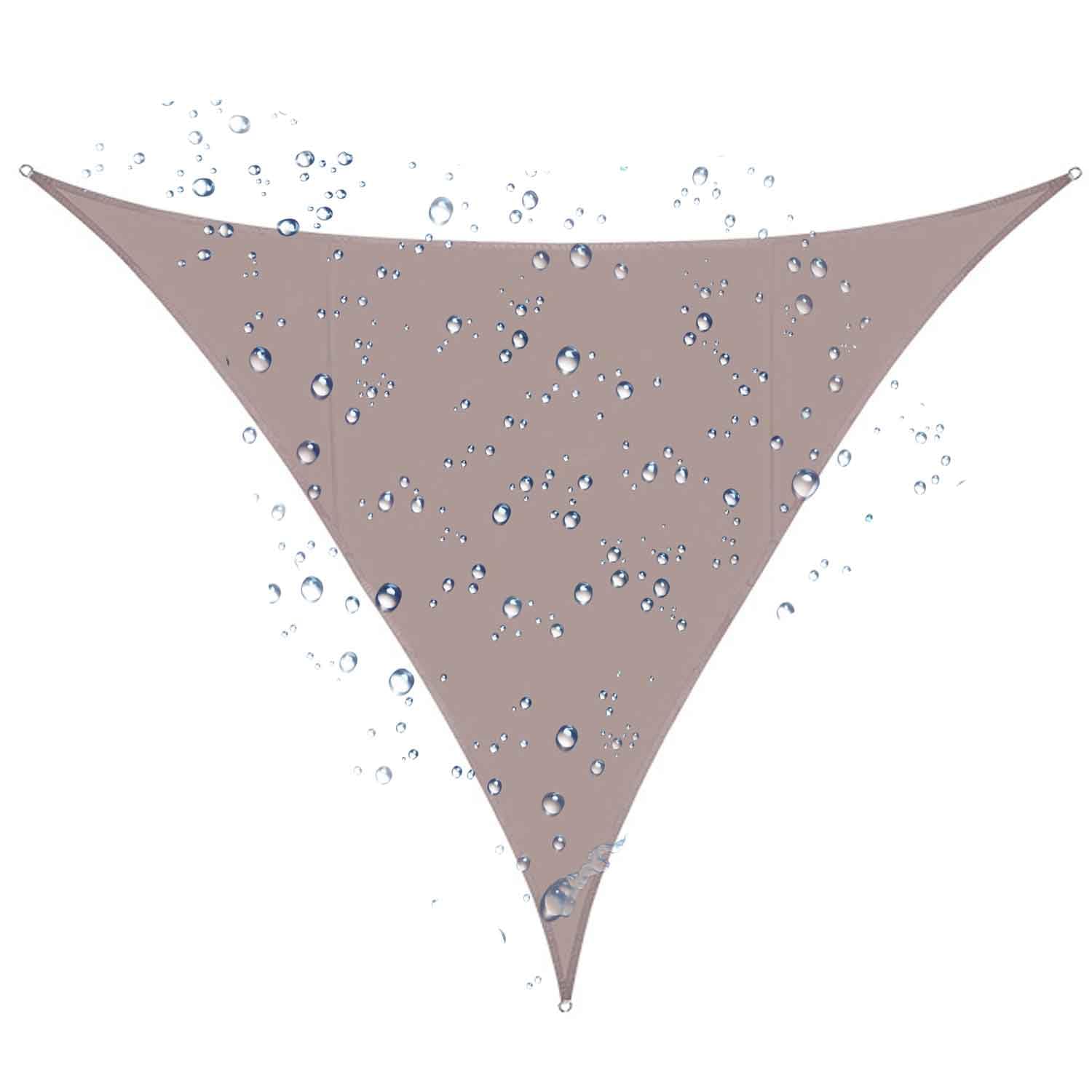 Voile d'ombrage triangulaire anti-UV pour un été frais au jardin