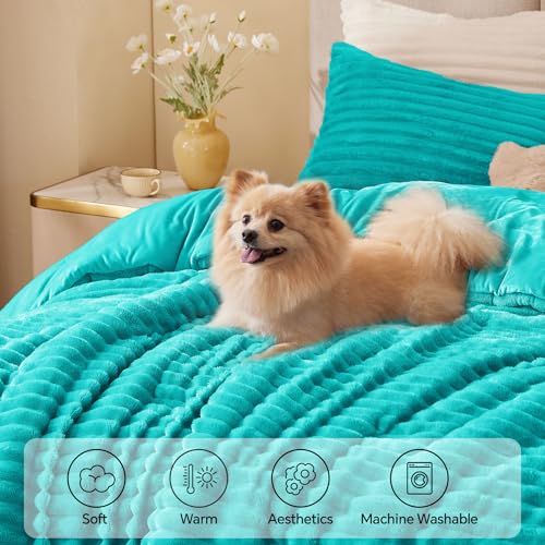 BEDELITE Fleece King Comforter Set -Super Soft & Warm Fluffy Teal Bedding, Luxury Fuzzy Heavy Bed Set for Winter with 2 Pillow Cases