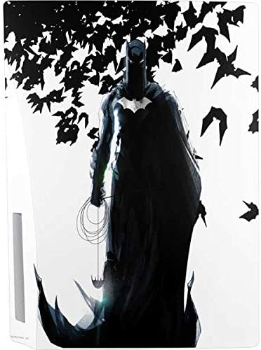 Miniatura 3 de Skinit Calcomanía para juegos compatible con el paquete de PS5, con licencia oficial de DC Comics Batman Holding Batarang Art Design