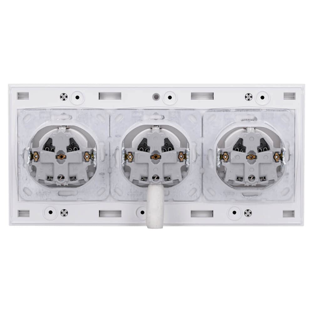 Gira TX 44 Reinweiß Komplett-Set 3x Steckdose 045466 3-fach Rahmen 021366 Feuchtraum IP44