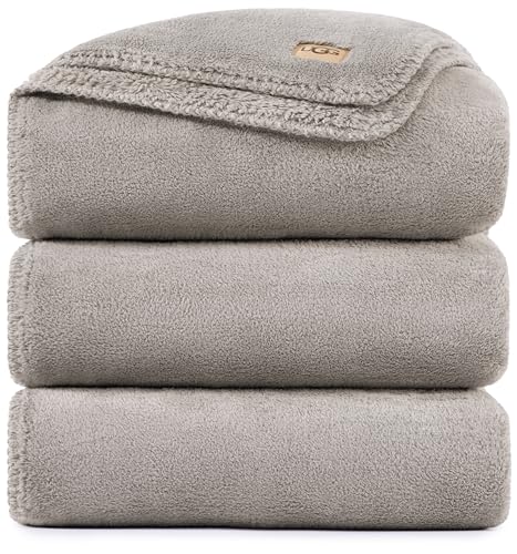 UGG Whitecap King Blanket for Bed Fleece Cozy Soft Blanket Luxury Warm Extra Large Throw for Couch Washable Bedding King Size Bedding Essentials 110 x 90 Seal Grey