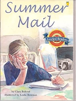 Paperback Summer Mail (Leveled Readers) Book