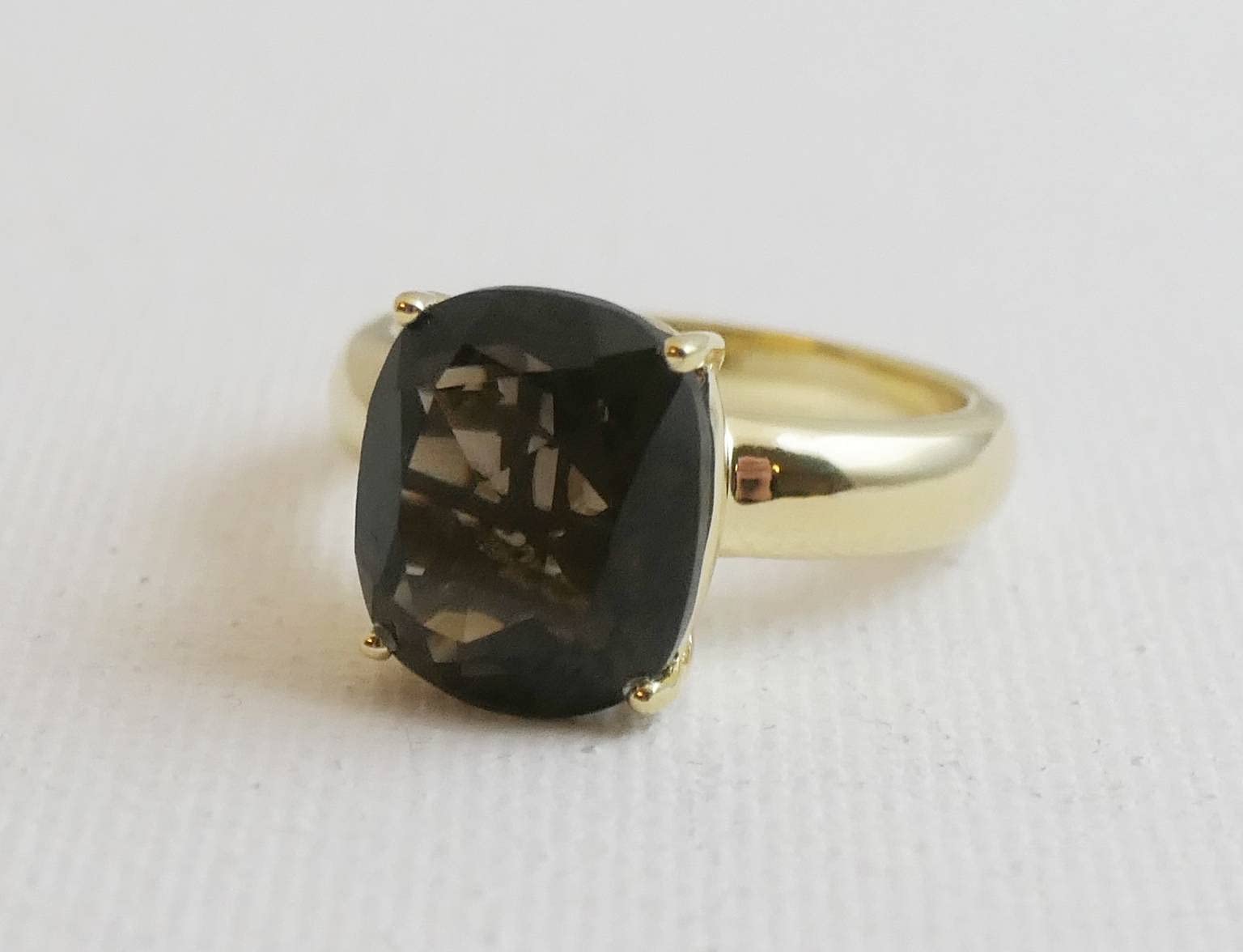 Anello in argento sterling placcato oro con quarzo fumé