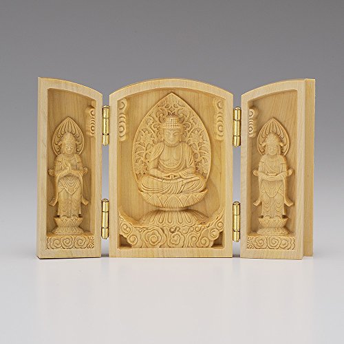仏壇屋 滝田商店 厄除け三開仏 阿弥陀三尊 【 阿弥陀如来 観音菩薩 勢至菩薩 】 柘植製 高さ6cm×巾4cm(開いた時の巾9cm) ◆ 開運・守り本尊・携帯・お守り 【滝田商店発行 証明書付】