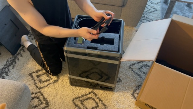 Watch Unboxing and first print time on Amazon Live