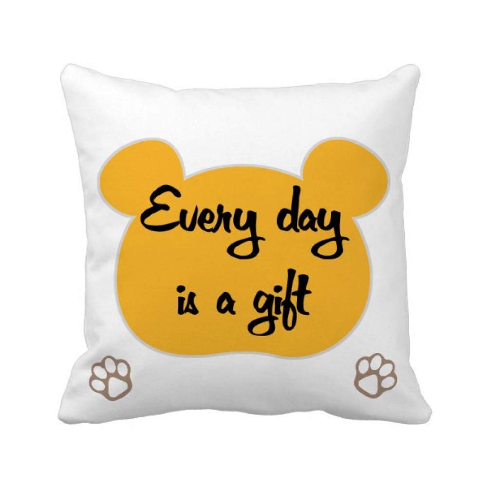 Housse de coussin carrée ours pour canapé fatigué et déco terne
