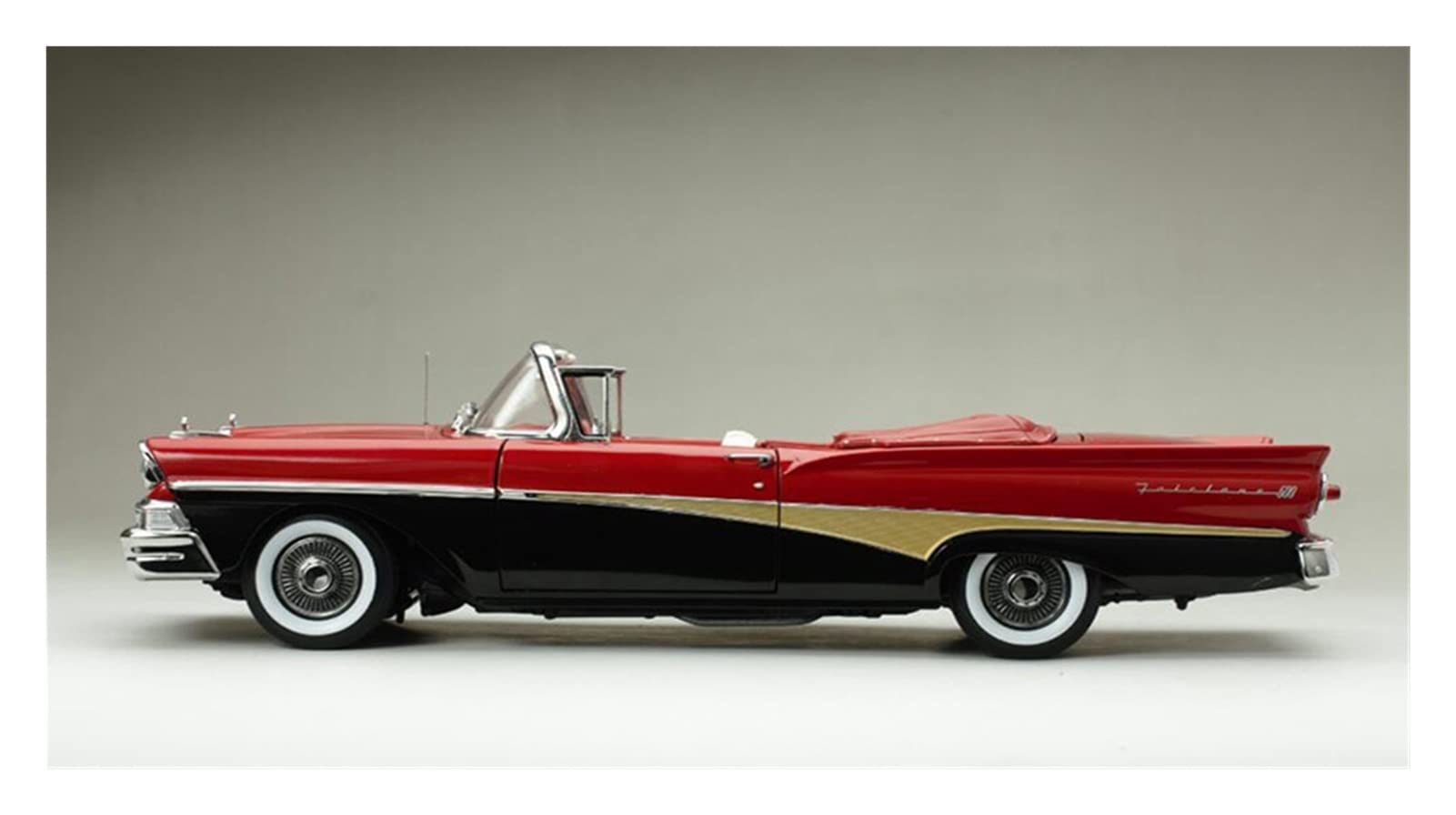 Amazon.co.jp: 1/18スケール1958年フォードフェアレーン500