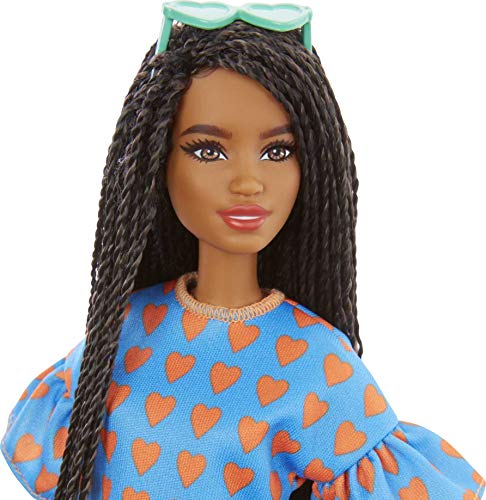 Barbie GRB63 - Fashionistas Puppe (schwarzhaarig) mit Zubehör, im Outfit mit Herz-Muster und Schuhen, für Kinder von 3… – Bild 6