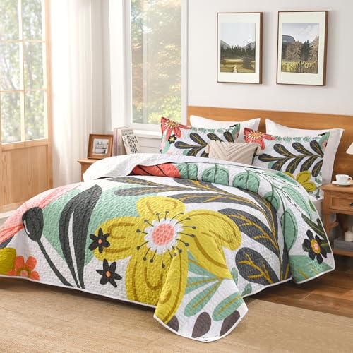 Image of Andency Floral Boho Queen Quilt Bedding Set Green, 3 Pieces Farmhouse Flower Botanical Summer Bedspreads with 2 Shams, Soft Reversible Lightweight Polyester Coverlet Set for All Season, 90 inchx96 inch