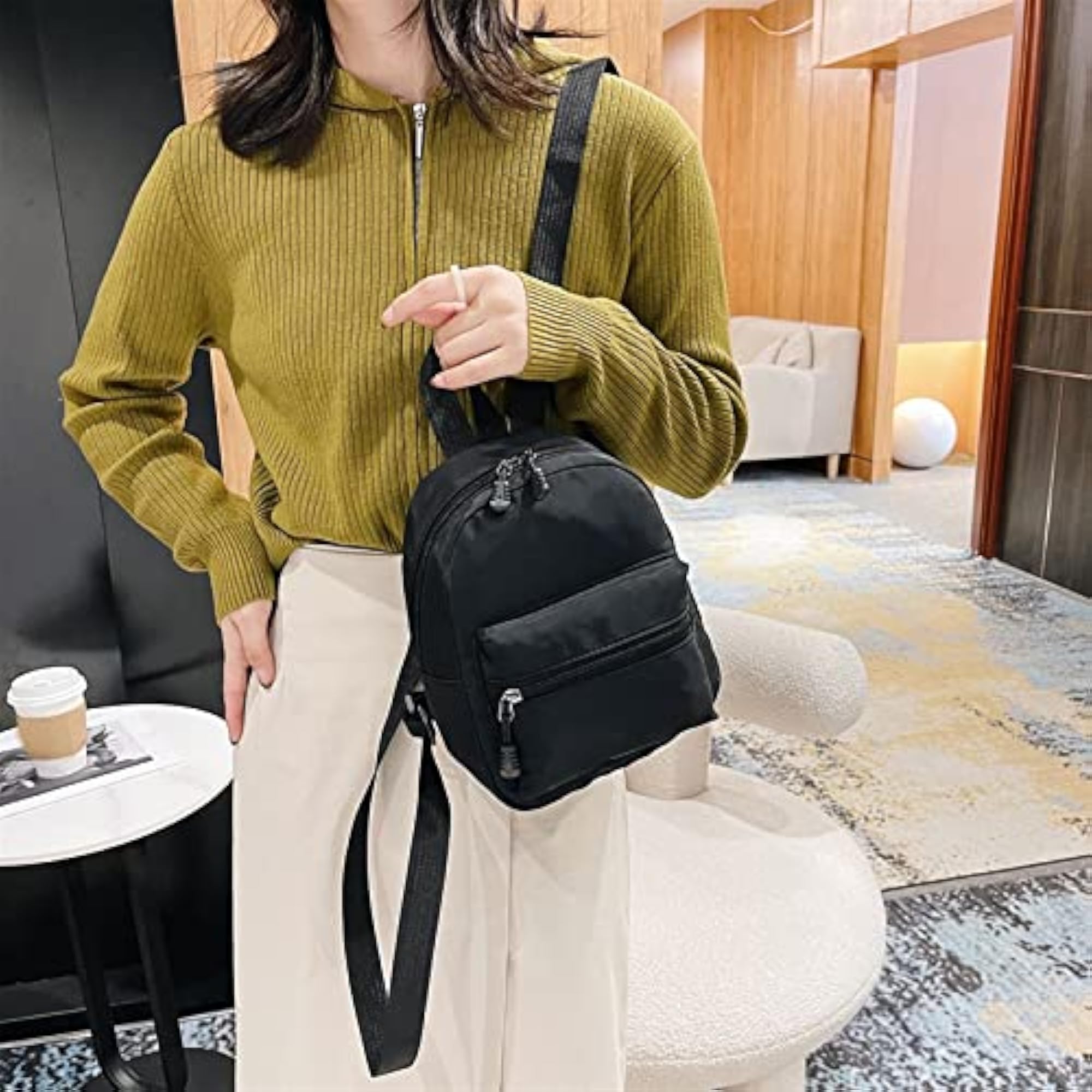 Women's Leisure Nylon Solid Backpack
