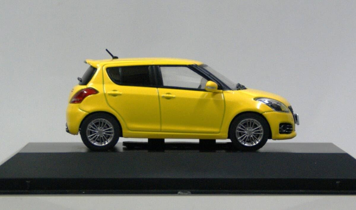 ち*ん様 スイフトスポーツ　1/43　プルバッグミニカー【イエロー】 ち*ん様 スイフトスポーツ 1/43 プルバッグミニカー【イエロー