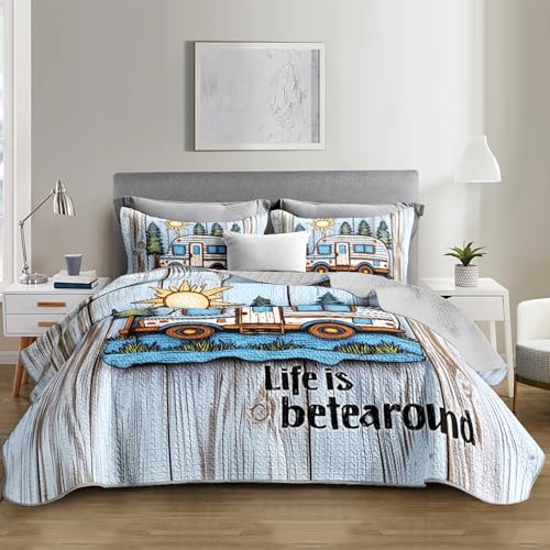UEVBF Camping Travel Trailer Bedding King Quilts for Bed,Retro Bedding for Kids Boys Girls Happy Camper Decor,Outdoor Camping Themed Quilt Sets with 2 Pillowcases.