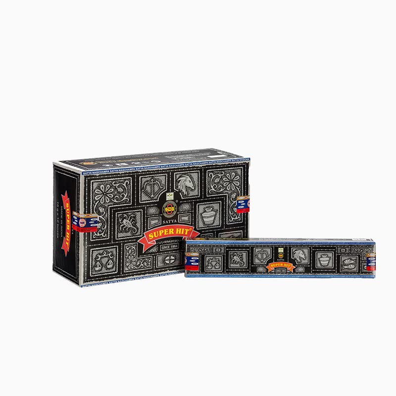 Satya Superhit Räucherstäbchen – 12 Packungen à 15 G – Für Meditation, Yoga & Entspannung – Handgerollt, Naturrein