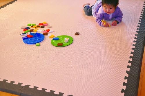 Amazon リトルプリンセス Little Princess 防炎適合品 抗菌フロアーマット ツートンカラーセンターベージュ 正方形マット 36枚 エッジマット16枚 コーナーマット8枚 ベビー マタニティ ベビー マタニティ 通販