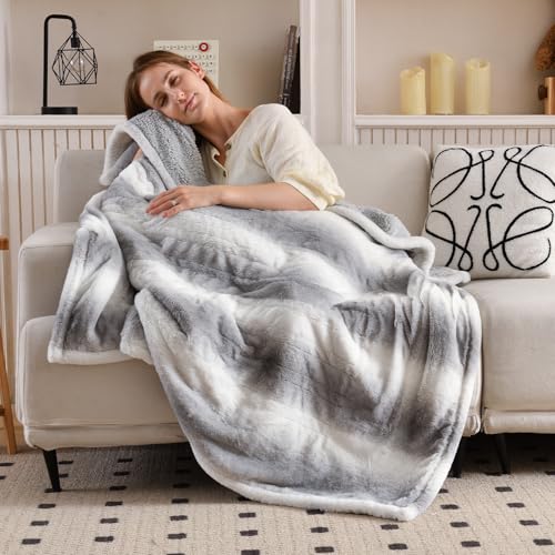 Image of Bearhug Heated Blanket 6 Heat Settings Electric Blanket, 4-Hour Auto Shut-Off, Luxurious Faux Fur & Sherpa Dual-Sided Heated Throw, Machine Washable, 50 x 60 Inches, Gift-Ready Elegant Packaging