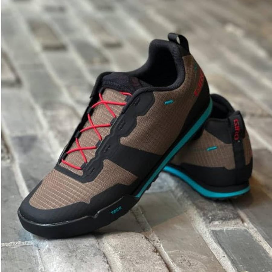 Amazon.co.jp: [Giro] ジロ TRACKER FASTLACE 自転車