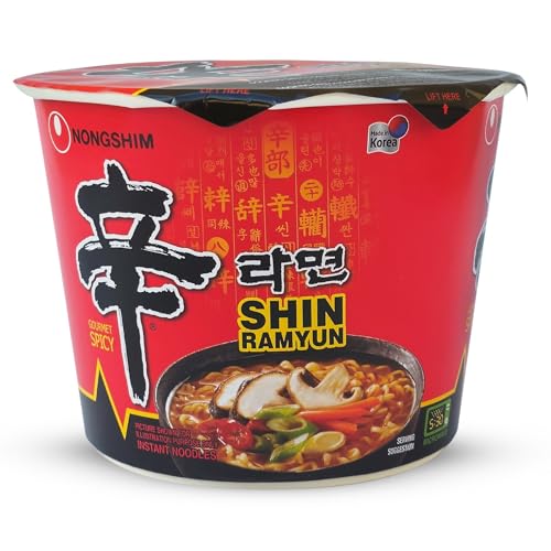 Image of Nongshim Nong Shim Kimchi Ramyun Noodle Soup - Hot & Spicy, 120g (Pack of 3)
