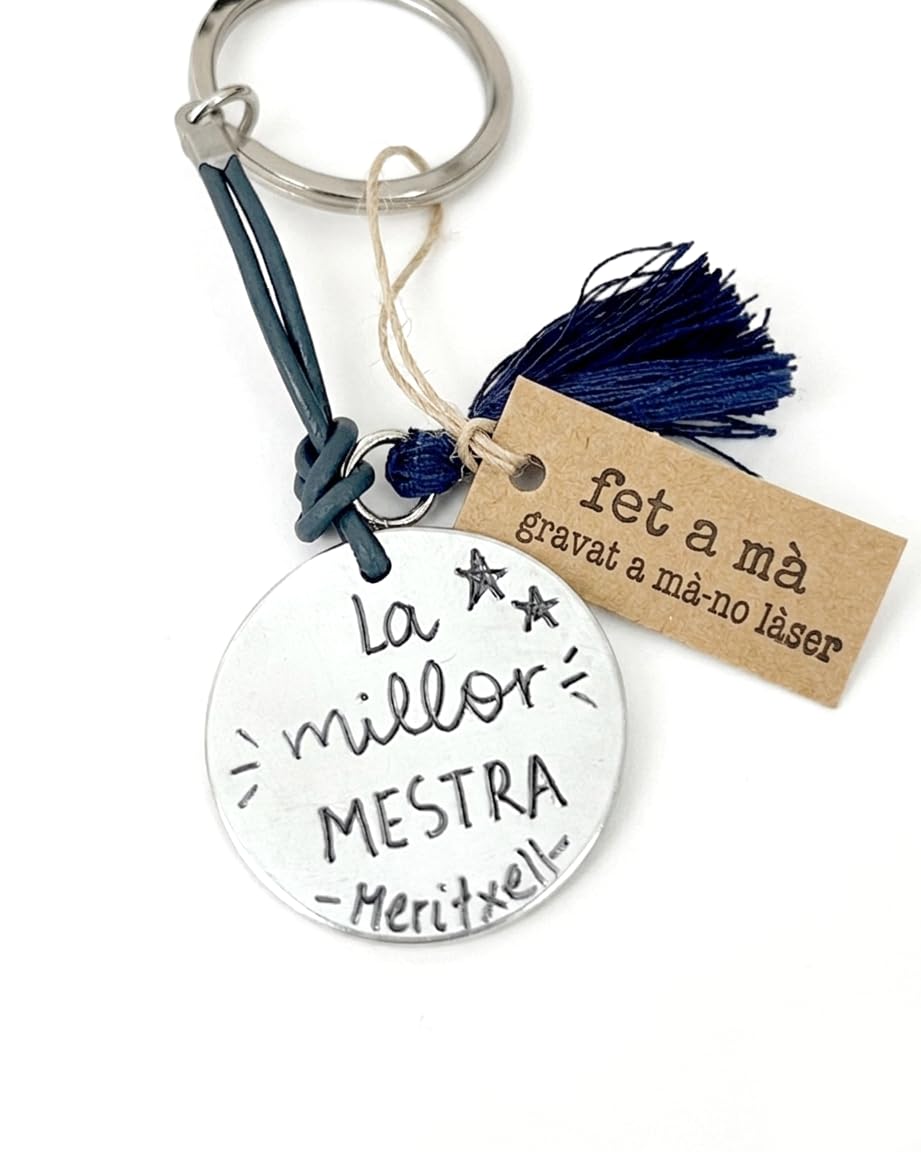 Regalo Personalizado para Profesora “La Millor Mestra” Llavero Grabado a Mano en Catalán Detalle Fin de Curso para Maestra o Educadora Artesanal y Personalizable