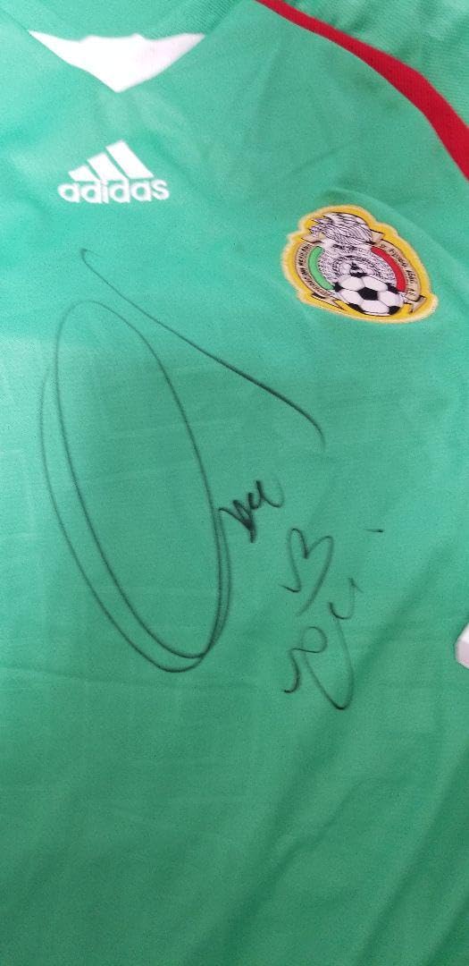 メキシコ代表 ギジェルモ・オチョア 直筆サイン入 サインユニフォーム