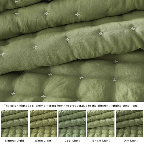 image for WDCOZY Green Queen Size Quilt Bedding Sets with Pillow Shams, Dark Sag