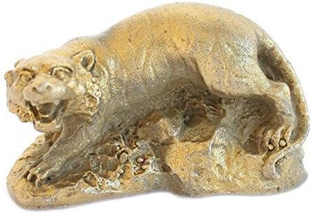 Estatua de tigre de metal