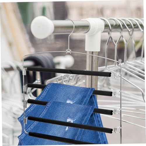 Cintres pour pantalons de garde-robe pour simplifier le rangement quotidien