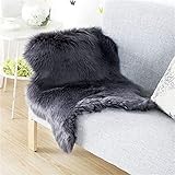 Material: Oberseite -> 100% Polyester, Longhair Fell Optik, Unterseite -> 100% Polyester, Schaffellimitat. Hervorragend auch als Teppich oder Sofa-Überwurf.