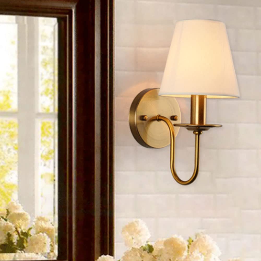 Lámpara de pared interior moderna Linterna de pared de tela simple E14 Luz montada en la pared de metal Luz de pared de una sola cabeza Dormitorio Sala de estar Apliques de pared del hotel Pantalla de