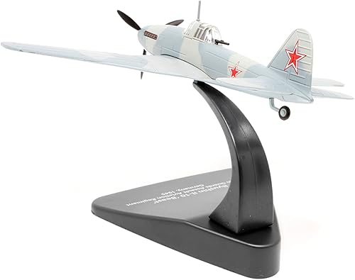 Miniatura 3 de Ilyushin Il-10 Beast War Plane 108th Guards Assault Aviation Regiment Germany (1945) Aviation 172 Modelo de avión fundido a troquel por Oxford