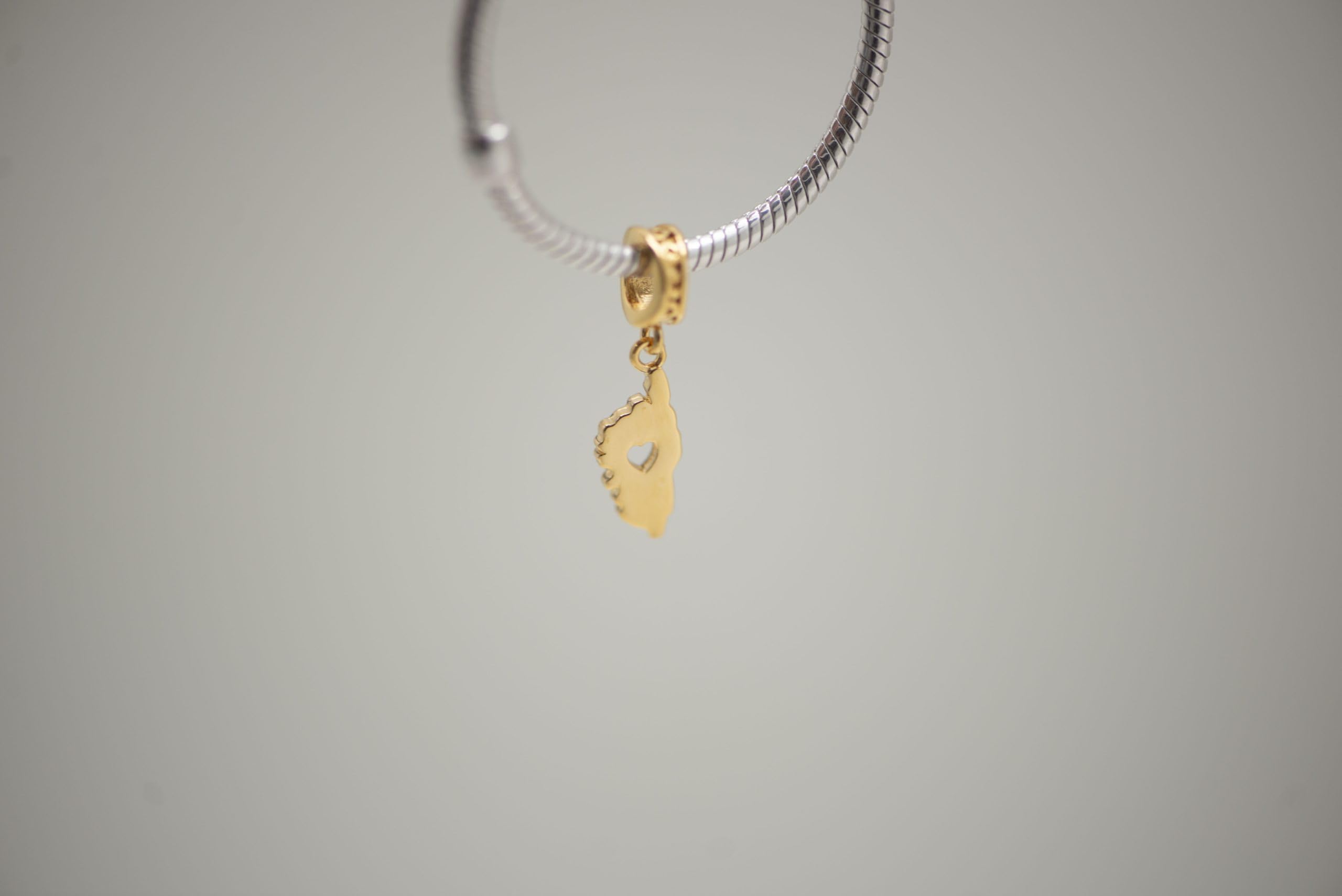 Charm/Charm placcato oro 3 micron 18k per bracciale catena serpente - Isola della Corsica, Corsica (7 mm x 26 mm)